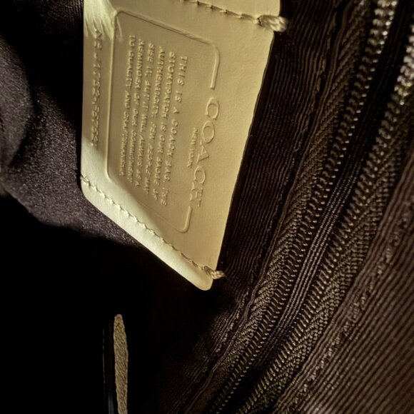 Coach Chalk Cream Mini Bennet Bag with Coach Retired Bag Charm - Picture 5 of 9